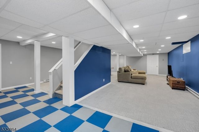 60 Kinnan Way, Bernards Twp., NJ 07920