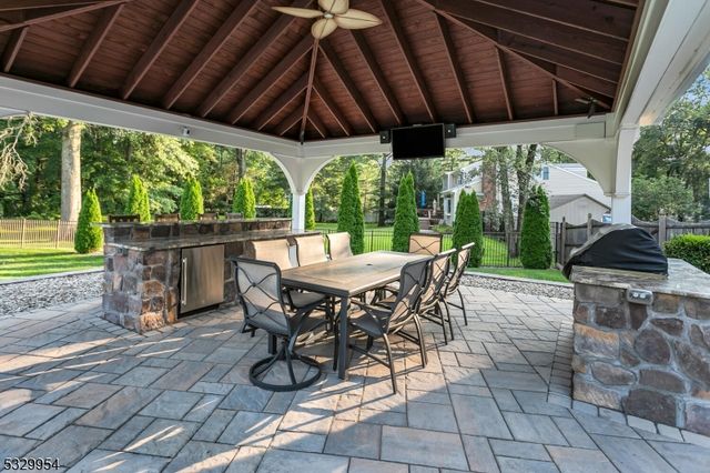 60 Kinnan Way, Bernards Twp., NJ 07920