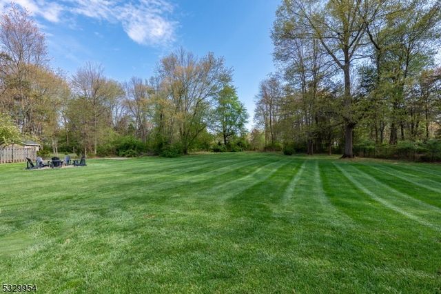 60 Kinnan Way, Bernards Twp., NJ 07920