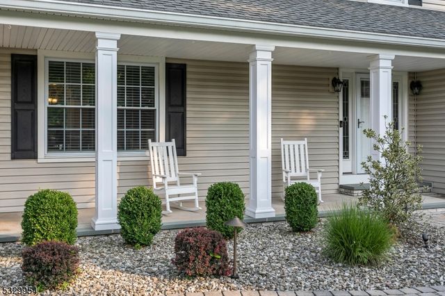 60 Kinnan Way, Bernards Twp., NJ 07920