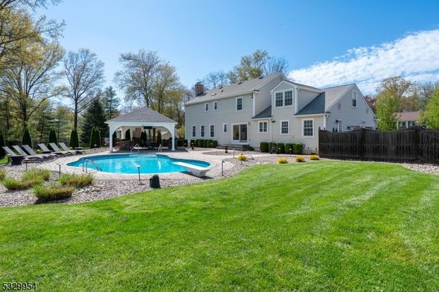 60 Kinnan Way, Bernards Twp., NJ 07920