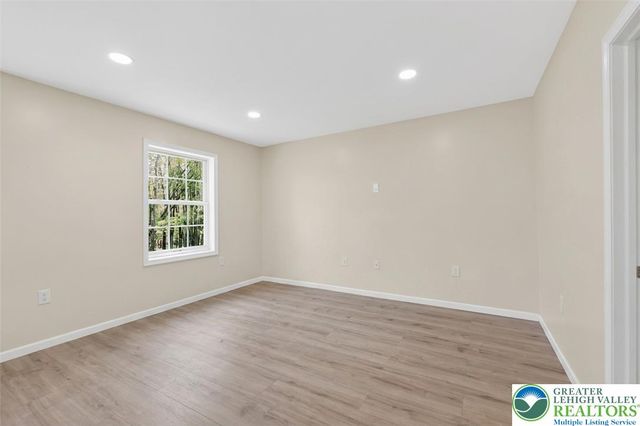 1965 Long Woods, Stroud Twp, PA 18360