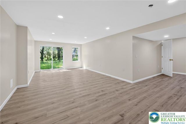 1965 Long Woods, Stroud Twp, PA 18360