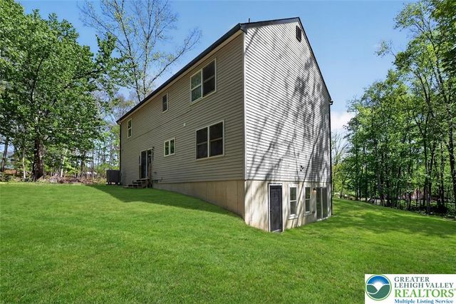 1965 Long Woods, Stroud Twp, PA 18360
