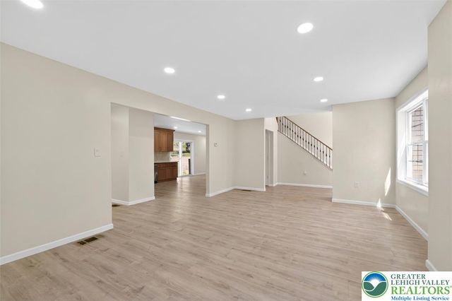 1965 Long Woods, Stroud Twp, PA 18360