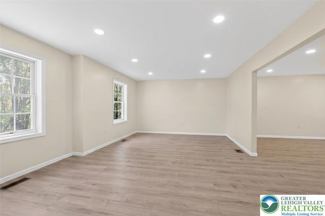 1965 Long Woods, Stroud Twp, PA 18360