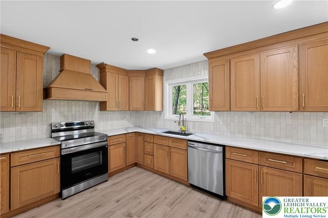 1965 Long Woods, Stroud Twp, PA 18360
