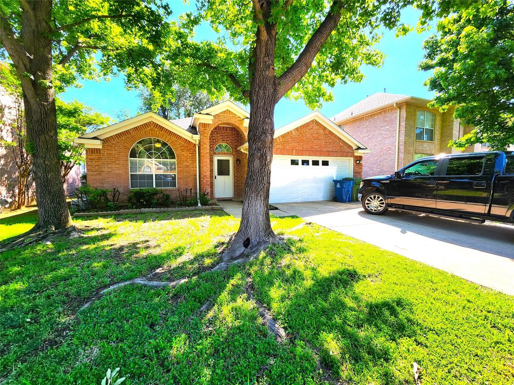 1721 Ingleside Drive, Flower Mound, TX 75028