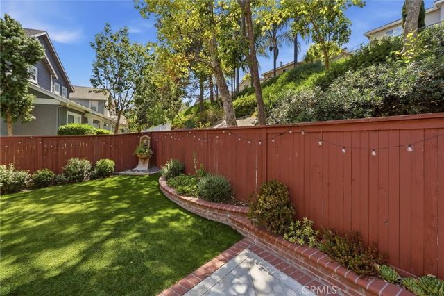 27 Nantucket Lane, Aliso Viejo, CA 92656