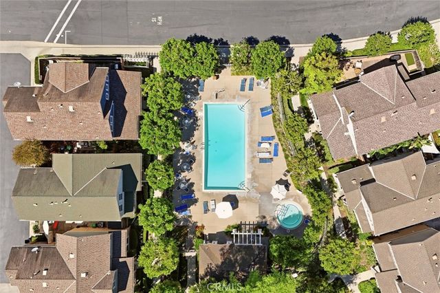 27 Nantucket Lane, Aliso Viejo, CA 92656