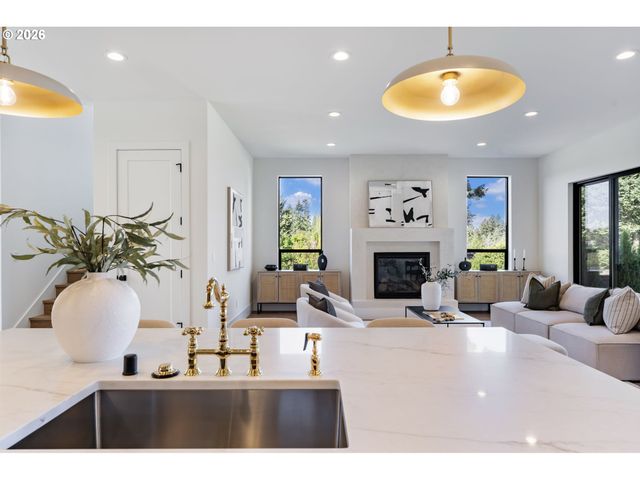 4306 Nw 140TH Way, Vancouver, WA 98685