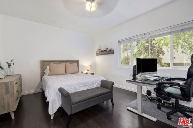 5139 Balboa Boulevard 11, Encino, CA 91316