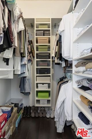 5139 Balboa Boulevard 11, Encino, CA 91316