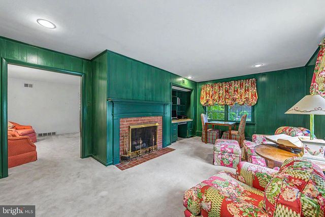 30 EVELYN AVE, Vineland, NJ 08360
