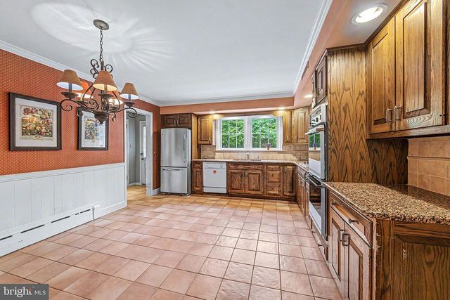 30 EVELYN AVE, Vineland, NJ 08360