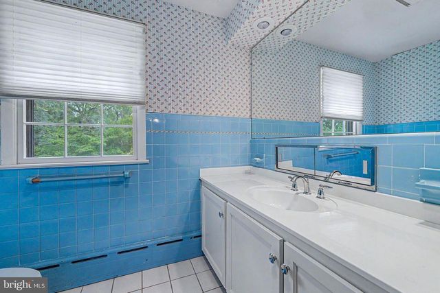 30 EVELYN AVE, Vineland, NJ 08360