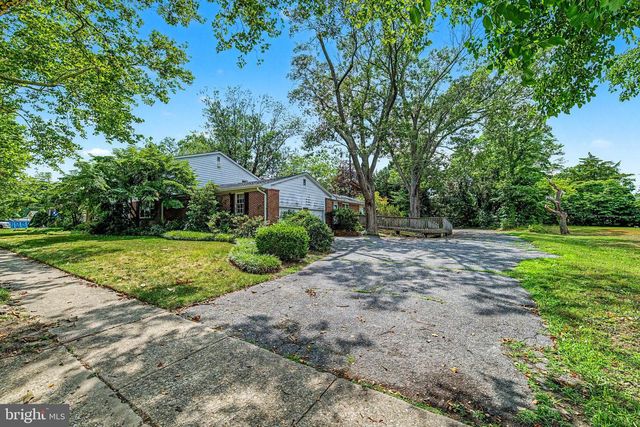 30 EVELYN AVE, Vineland, NJ 08360