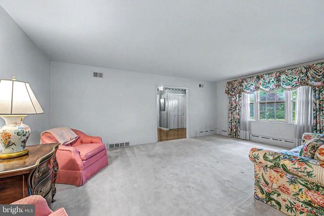 30 EVELYN AVE, Vineland, NJ 08360