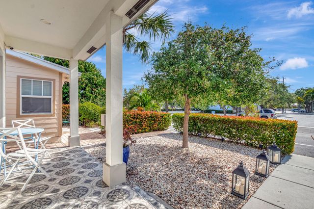 113 S L Street, Lake Worth Beach, FL 33460