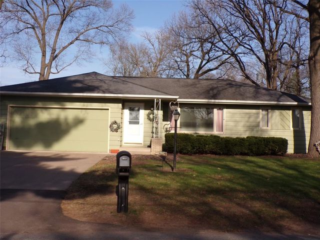 3045 Wedgewood Avenue, Eau Claire, WI 54703