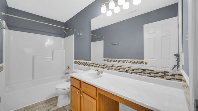 12772 Rutledge Place, Crown Point, IN 46307