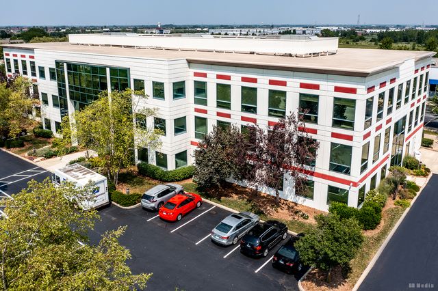 18927 Hickory Creek Drive, Mokena, IL 60448