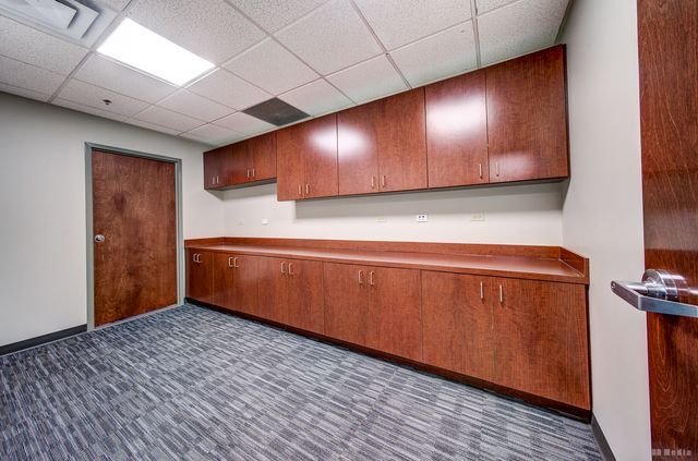 18927 Hickory Creek Drive, Mokena, IL 60448