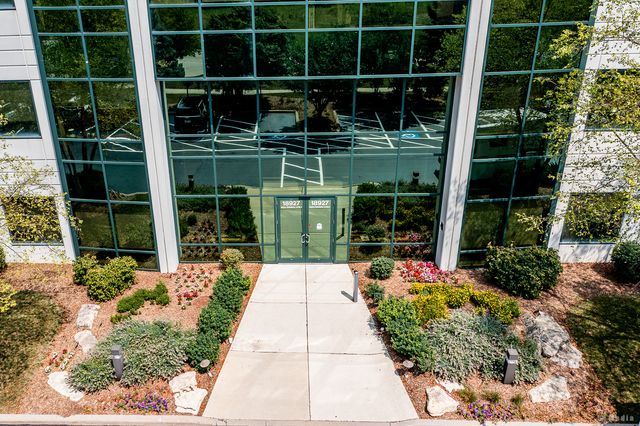 18927 Hickory Creek Drive, Mokena, IL 60448