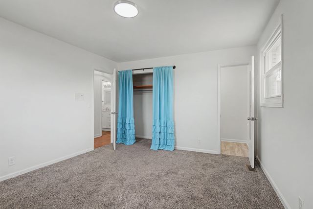 240 Swift Dr, Goodlettsville, TN 37072