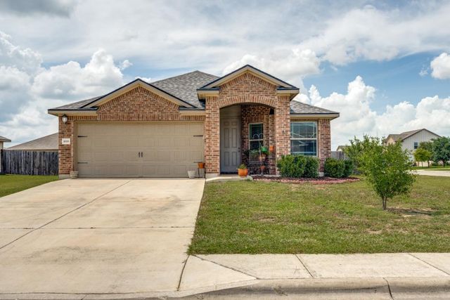 1618 Woodlands DR, Kyle, TX 78640