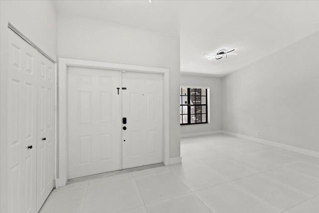 20221 NW 8th Street, Pembroke Pines, FL 33029