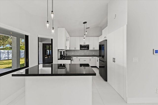 20221 NW 8th Street, Pembroke Pines, FL 33029