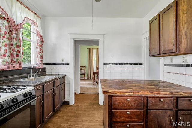 3728 Fee Fee Road, Bridgeton, MO 63044