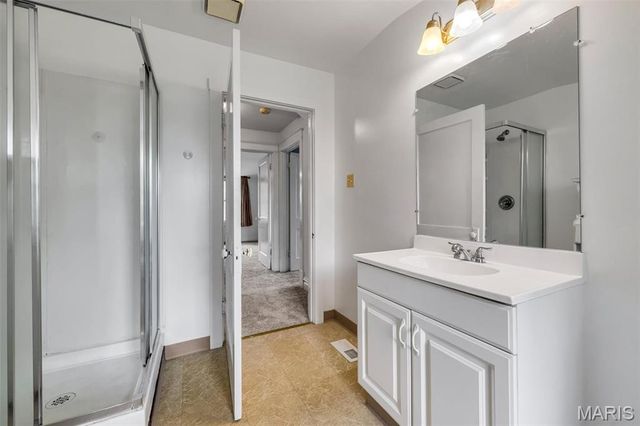 3728 Fee Fee Road, Bridgeton, MO 63044