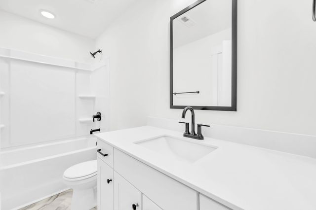 180 Clay Ridge Dr Unit A1, Clarksville, TN 37040