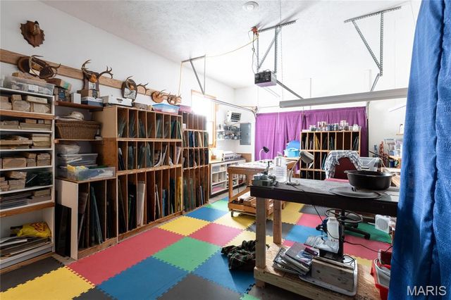 20243 Hemlock Road, Lebanon, MO 65536