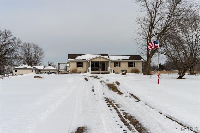 20243 Hemlock Road, Lebanon, MO 65536