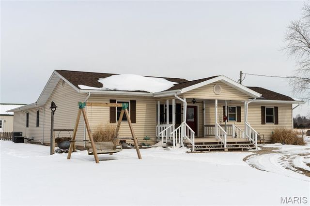 20243 Hemlock Road, Lebanon, MO 65536