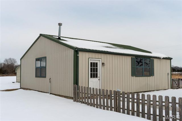 20243 Hemlock Road, Lebanon, MO 65536