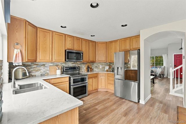 5893 E 129th Avenue, Thornton, CO 80602