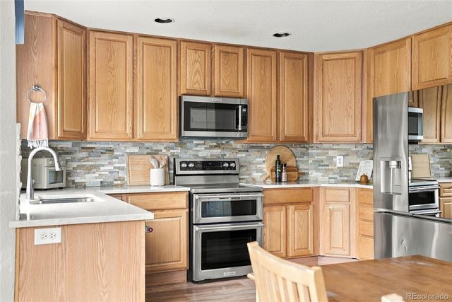 5893 E 129th Avenue, Thornton, CO 80602