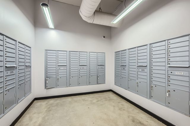 50 E 16th Street 1111, Chicago, IL 60616