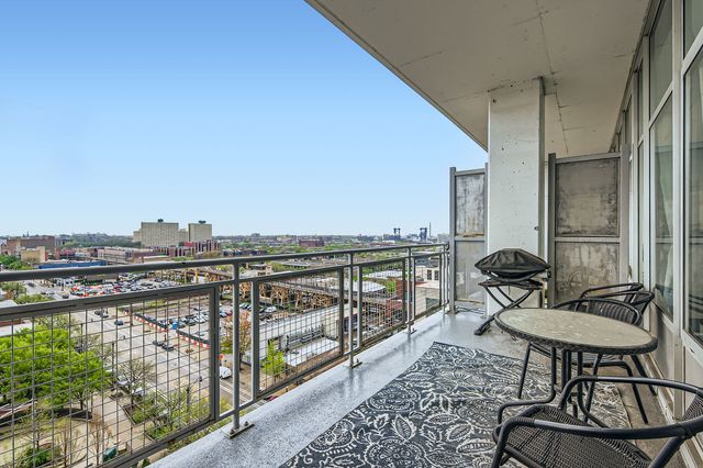 50 E 16th Street 1111, Chicago, IL 60616