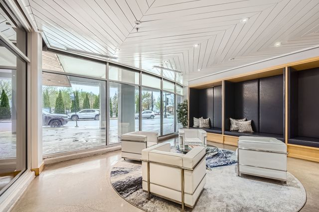 50 E 16th Street 1111, Chicago, IL 60616