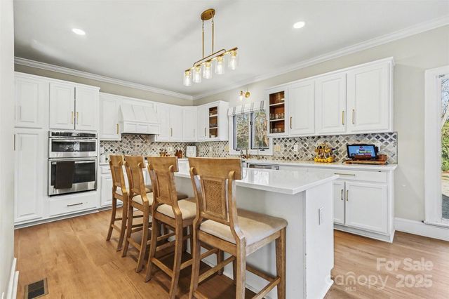 9908 Colvard Circle, Charlotte, NC 28269