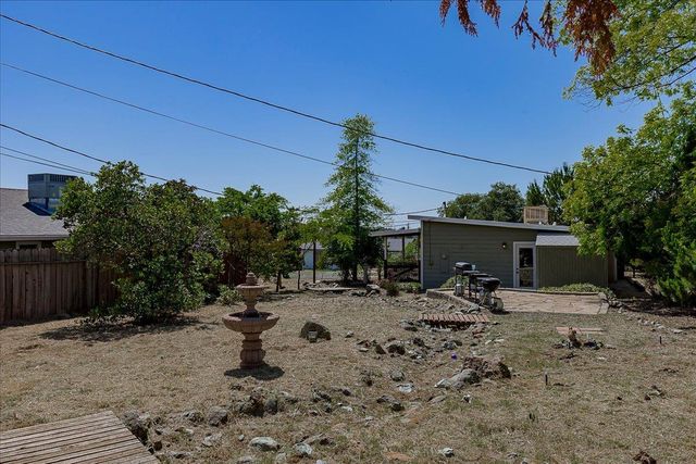 12113 Griffin Way, Auburn, CA 95602