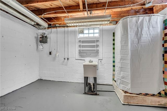 4625 E 88th Street, Garfield Heights, OH 44125