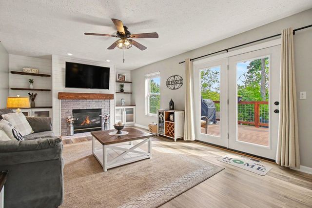 2250 Gribble Drive, Covington, KY 41017