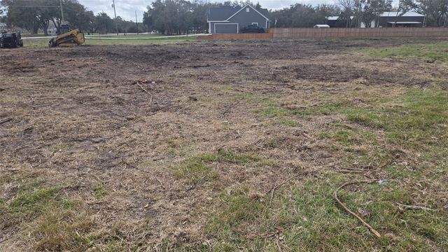 3828 County Road 326, Alvin, TX 77511