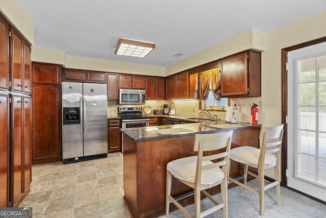 110 Waverly Way, Lagrange, GA 30240